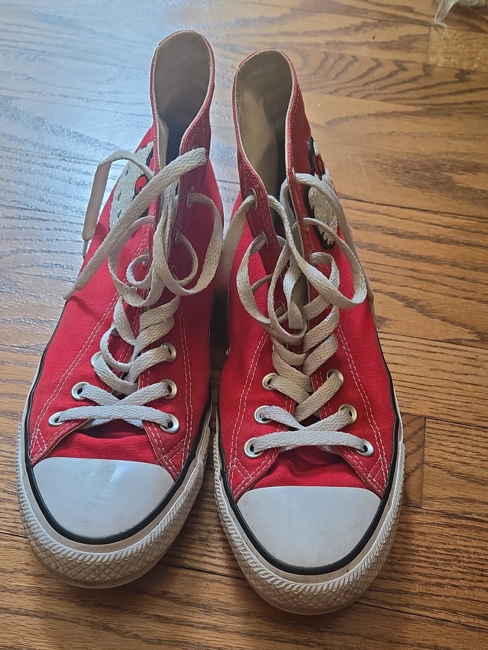 Hello Kitty Red High-Top Concerse Sneakers Size 11 W or M Size 9